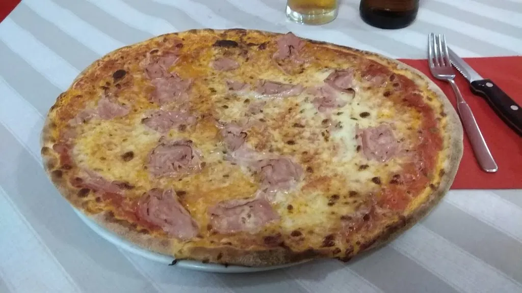 Ignacio Arias_Happy Days_Verzuolo_review