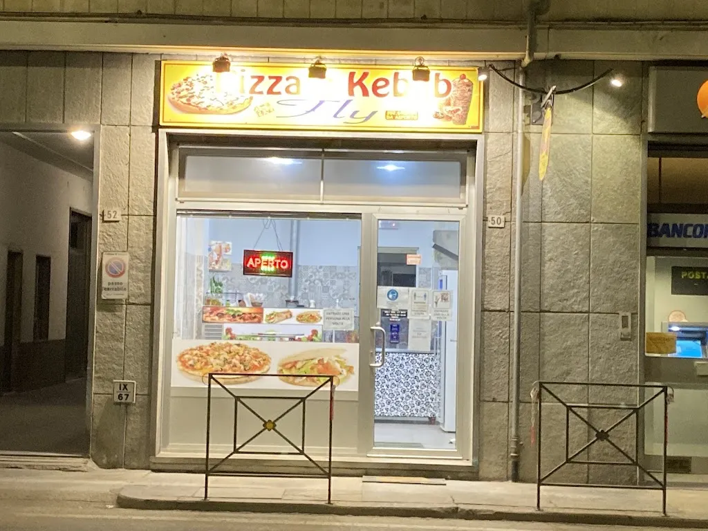 Pizza & Kebab Fly restaurant in Verzuolo