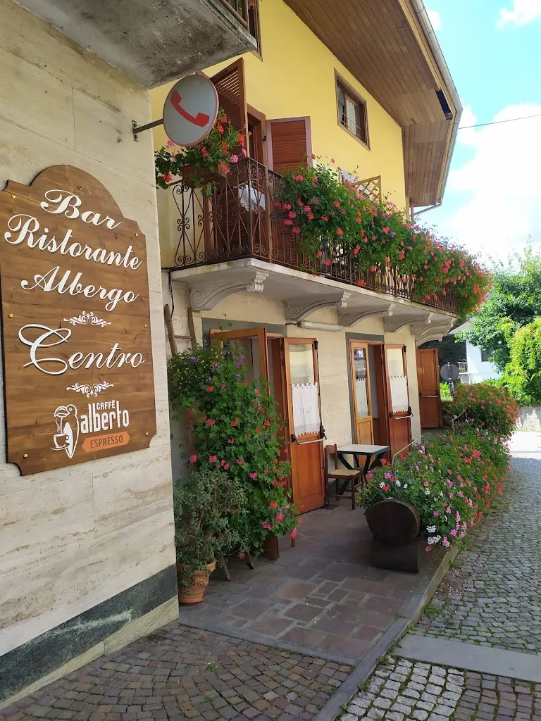 Ristorante Albergo Bar Centro_Vico Canavese_slider_image_3