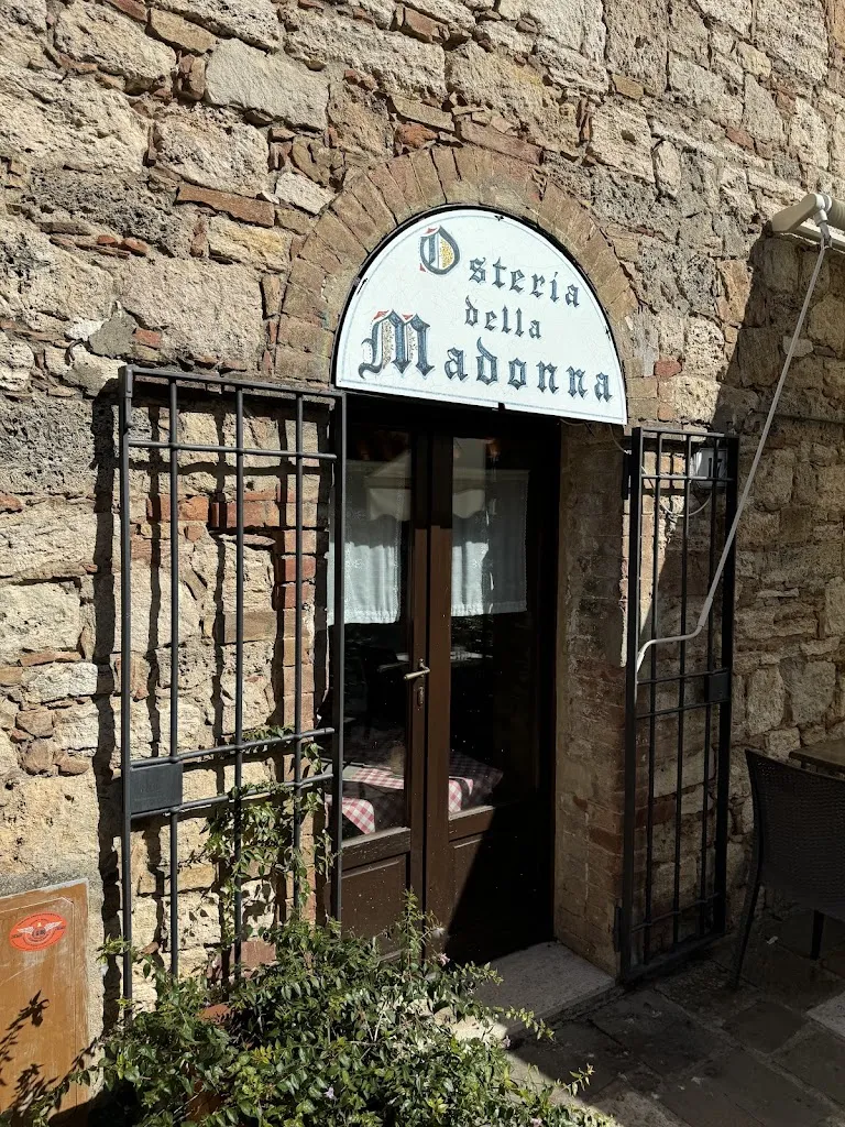 Alfredo Escobedo_Osteria Della Madonna_Vignone_review