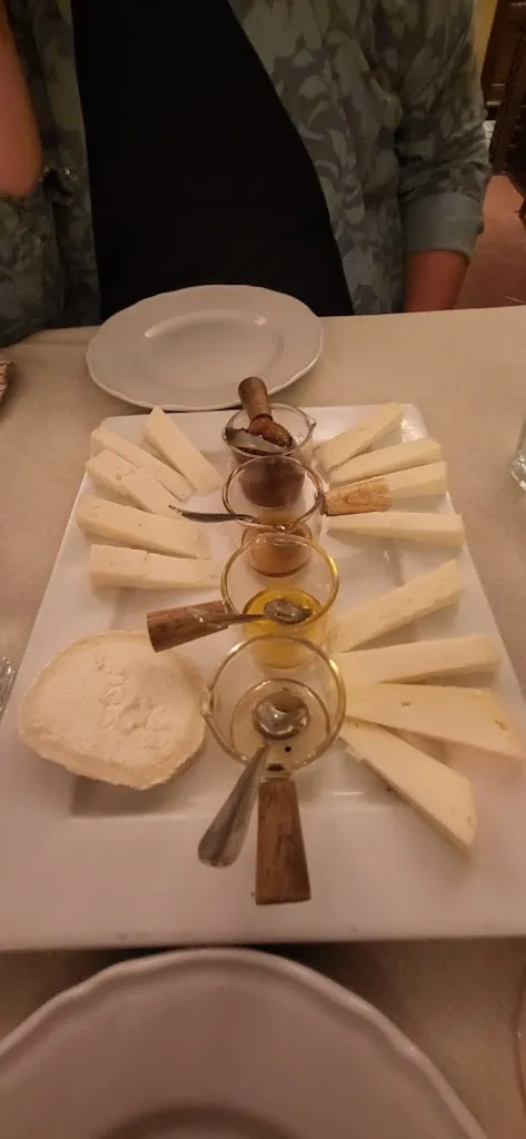 Joana K._Osteria Della Madonna_Vignone_review