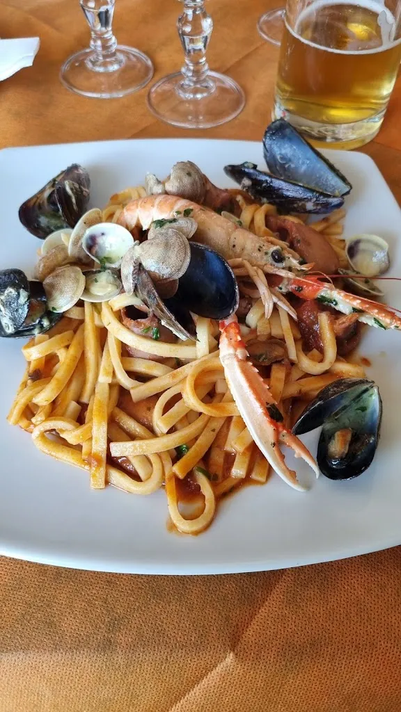 Ristorante Pizzeria Maiori_Vignole Borbera_slider_image_2