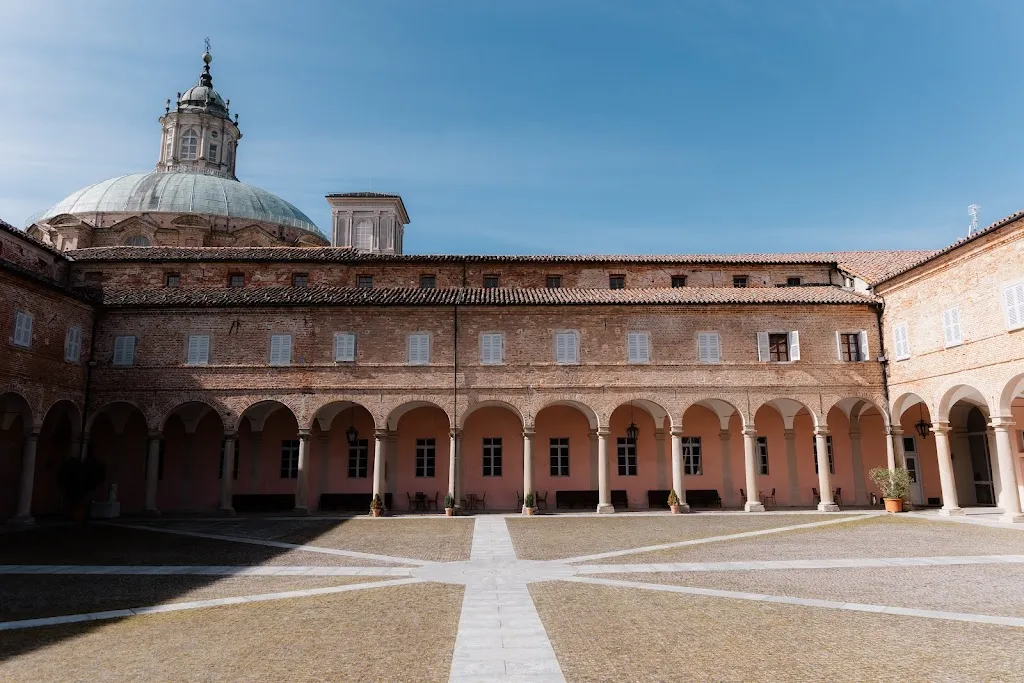 CASA REGINA MONTIS REGALIS restaurant in Vicoforte