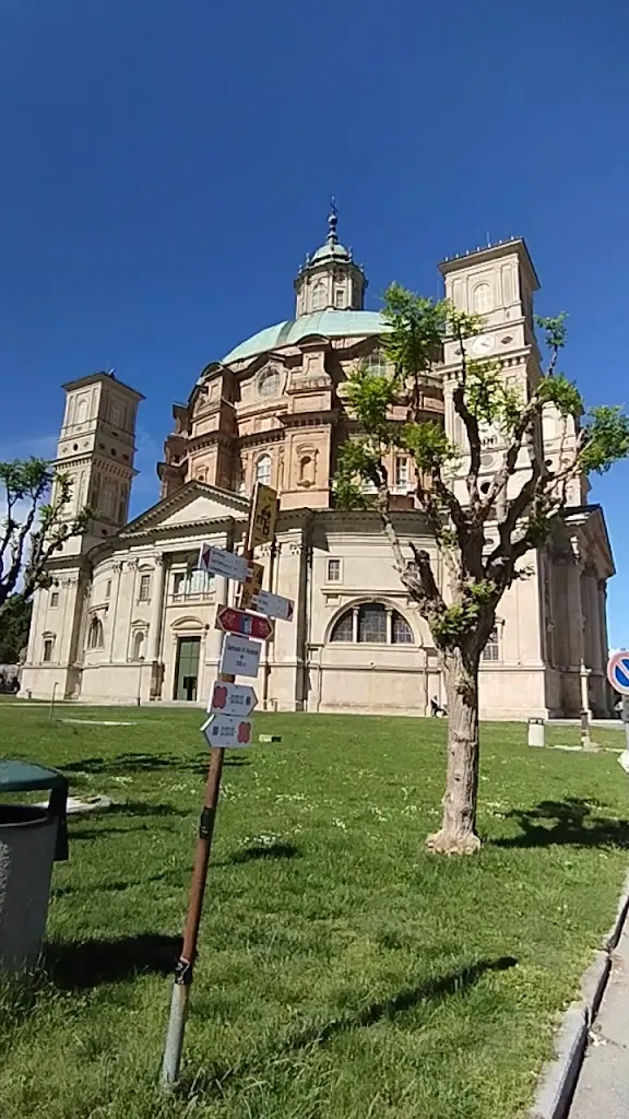 CASA REGINA MONTIS REGALIS_Vicoforte_slider_image_2