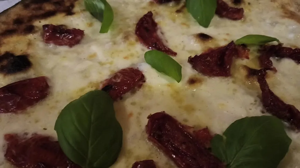 Le Acque Pizzeria Ristorante_Vicoforte_slider_image_2