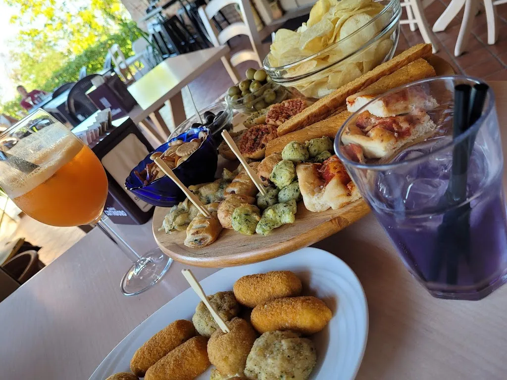 Menu_The mad Hatter_Villa San Secondo_image_6