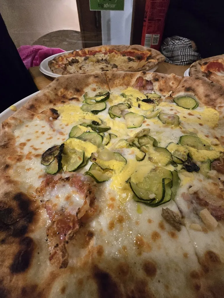 Andres Martin_Gustó Pizzeria & Catering_Corato_review