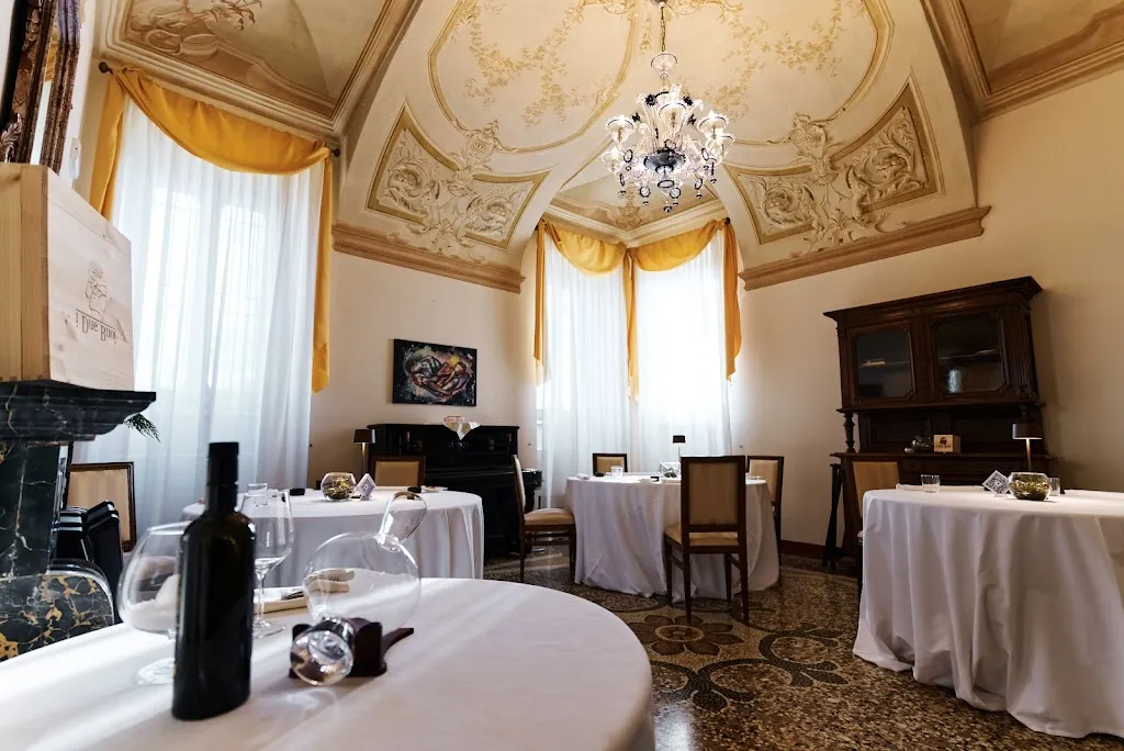 Villa Guazzo Candiani_Villamiroglio_slider_image_3