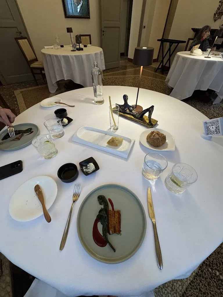 Liubov Malykh_I Due Buoi_Villamiroglio_review