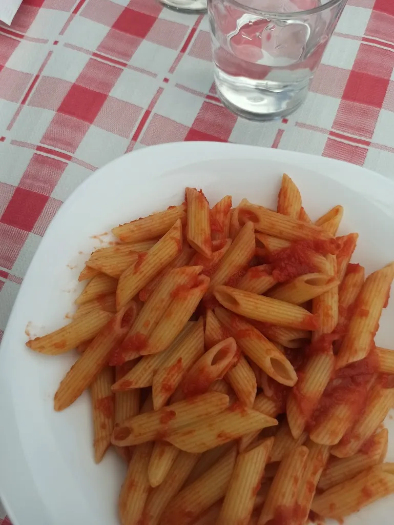 Giovanni Piccione_Eni cafe , tavola calda _Villafranca d'Asti_review