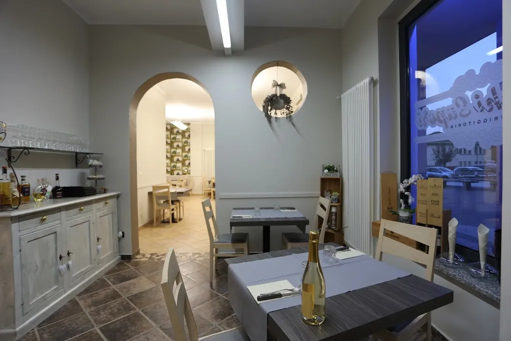 Pizzeria Friggitoria Antichi Sapori restaurant in Villanova Canavese