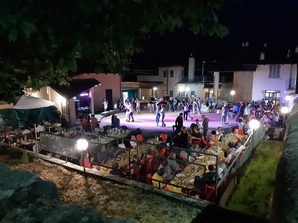 Trattoria pizzeria 4 strade di salvatorica spanu_Villar Focchiardo_slider_image_3