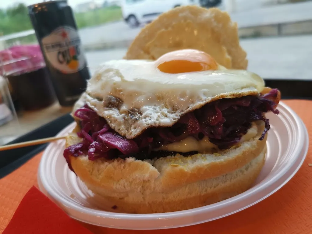 Menu_Melo...Mangio Pizza & Burger_Villanova Mondovì_immagine_7