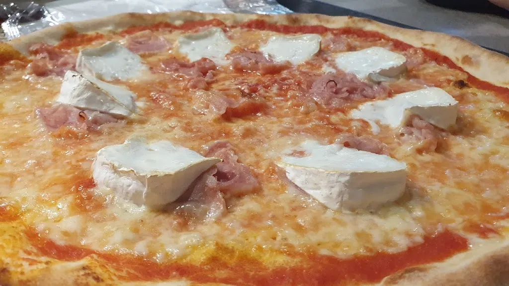 Melo...Mangio Pizza & Burger_Villanova Mondovì_slider_image_2