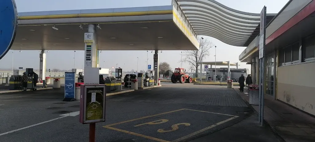 Autogrill Villanova Sud_Villanova d'Asti_slider_image_3