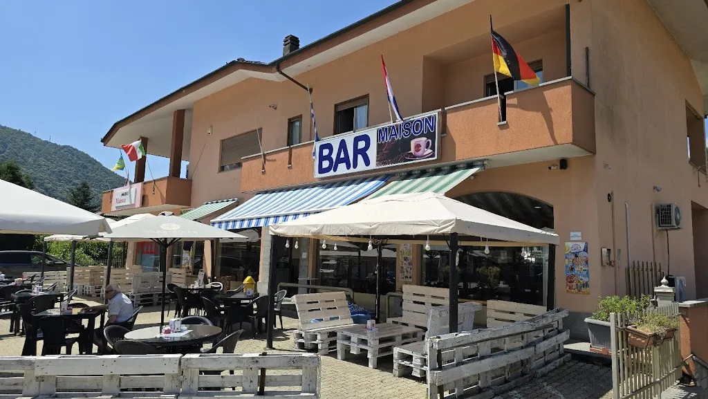 giuseppe taffon_Maison_Villar Perosa_review