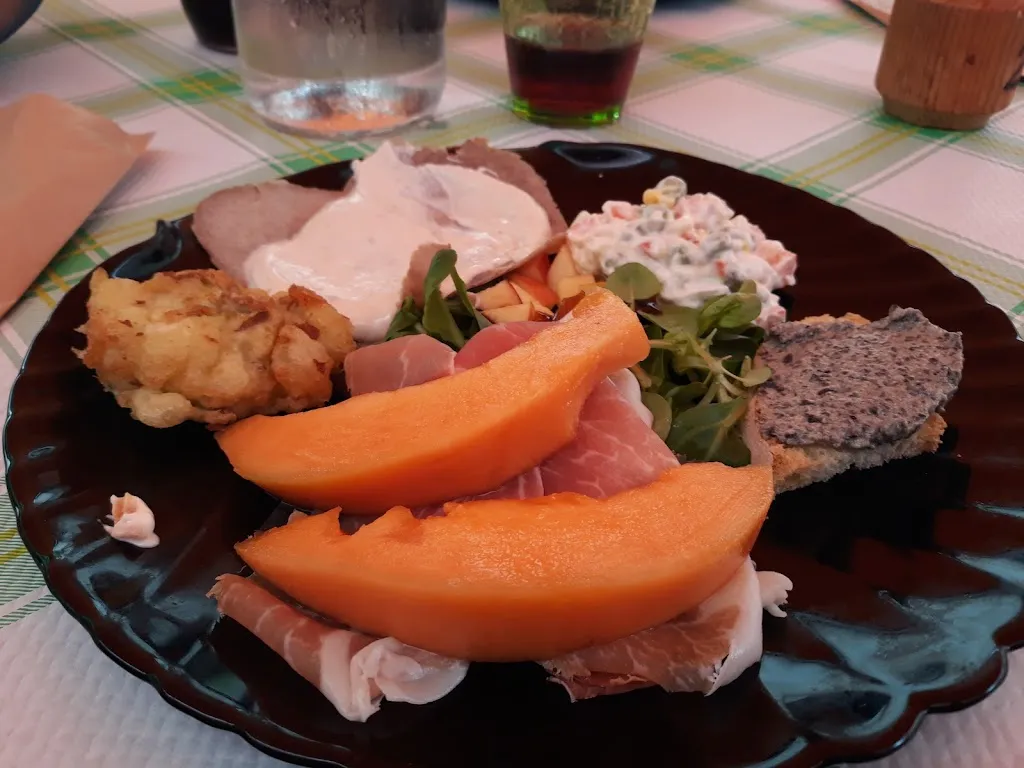 Bar Trattoria dell'Isola_Villar Perosa_slider_image_2