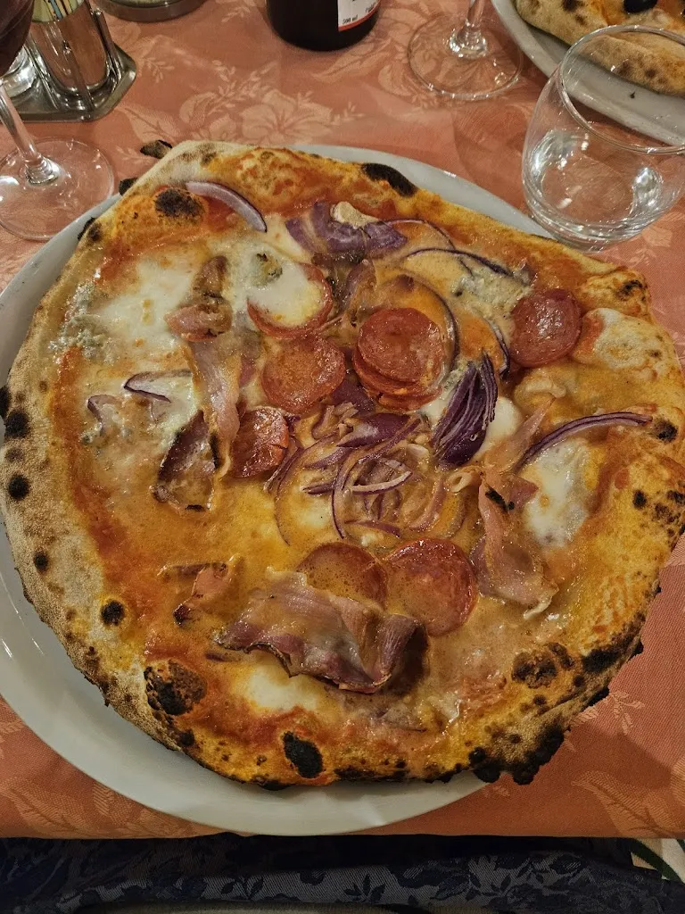 Nicole Benford-Beck_La Piola_Vinzaglio_review