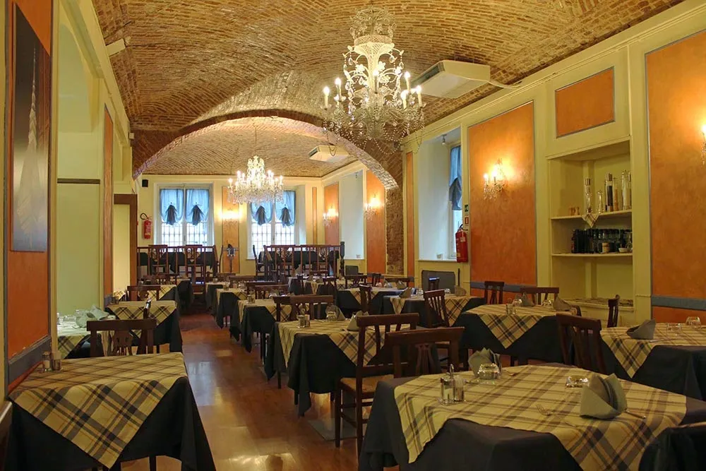 La Piola restaurant in Vinzaglio
