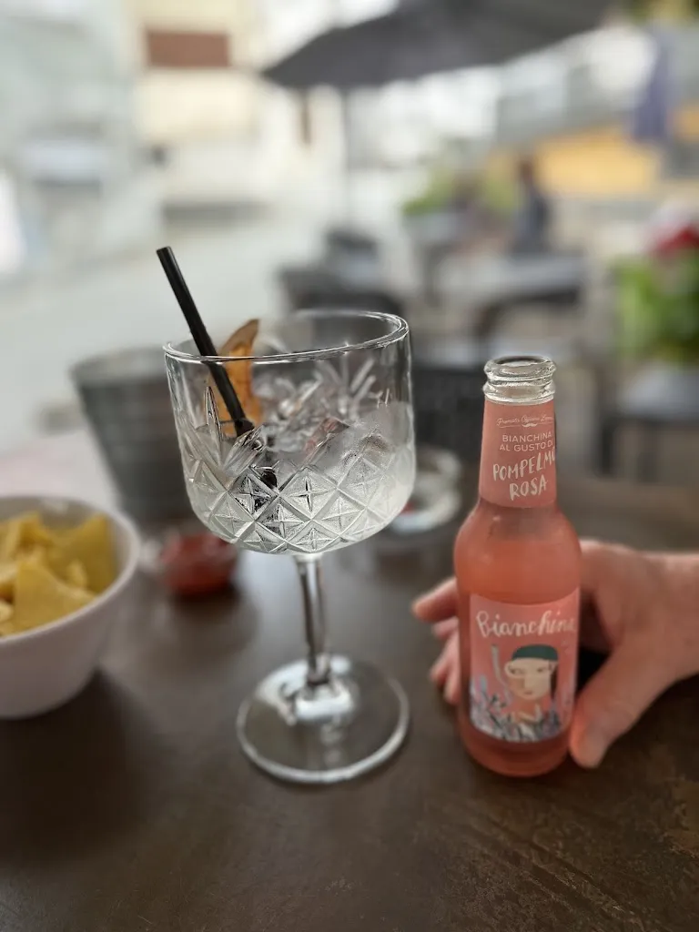 Alex Pidgley_Bar Nazionale_Vistrorio_review