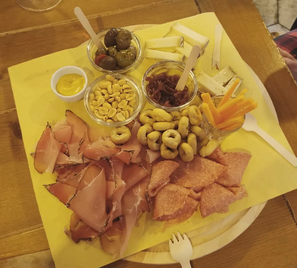 maria antonella cucco_Bar Nazionale_Vistrorio_review