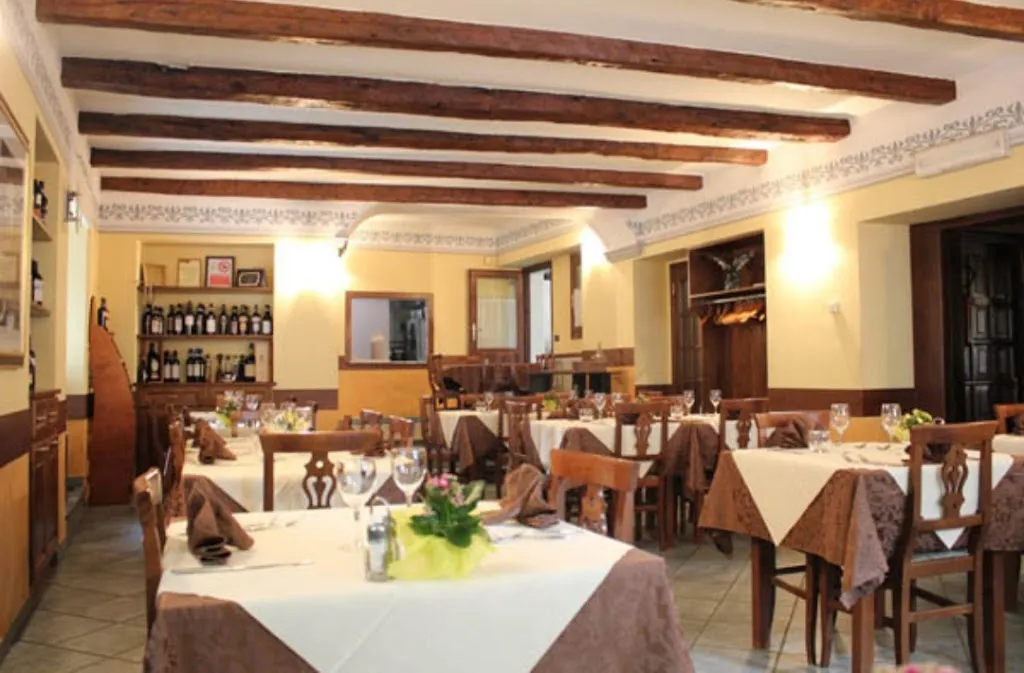 Ristorante Del Vecchio Borgo restaurant in Vogogna