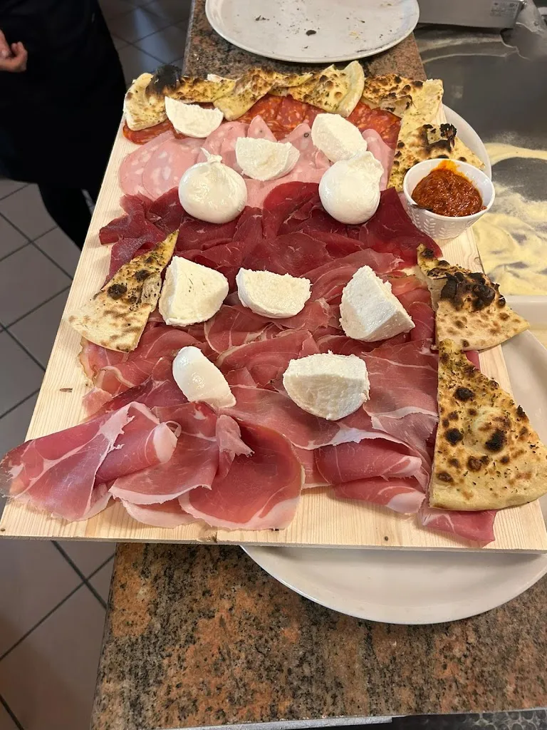 Pizzeria il Borgo_Volpedo_slider_image_2