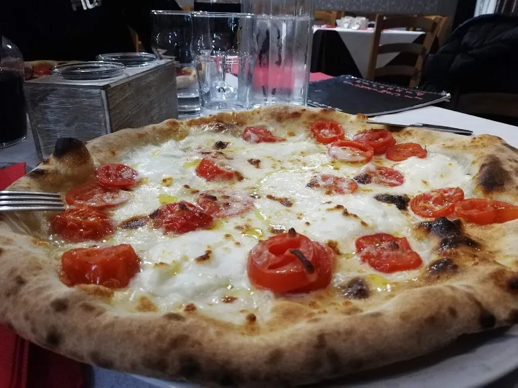 Il Comignolo ristorante pizzeria Di Marzano. G._Zubiena_slider_image_2