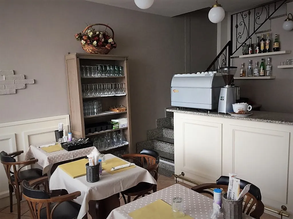 A casa mia Trattoria_Volpiano_slider_image_1