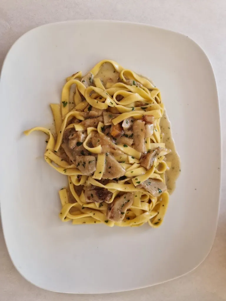 A casa mia Trattoria_Volpiano_slider_image_3