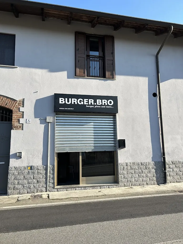 BURGER.BRO restaurant in Volpiano