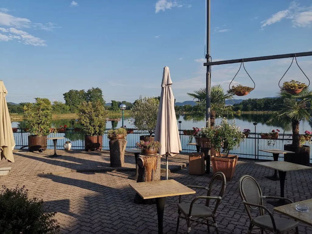 Ristorante Lago Azzurro restaurant in Volpiano