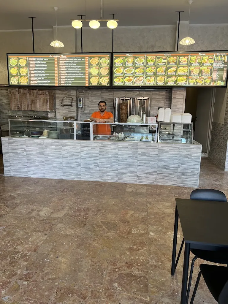 Muhamet Canbeyli_İstanbul Rosa Pizza Kebap Grill_Volpiano_review