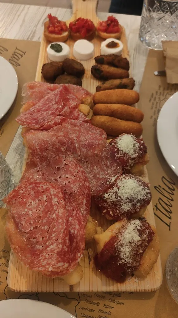 Stefania n_Bar Trattoria del Mutuo Soccorso Da Depa_Vinovo_review