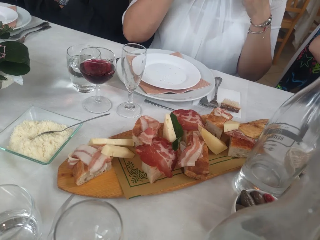 Albano Carello_Agriturismo Medialuna_Vinovo_review