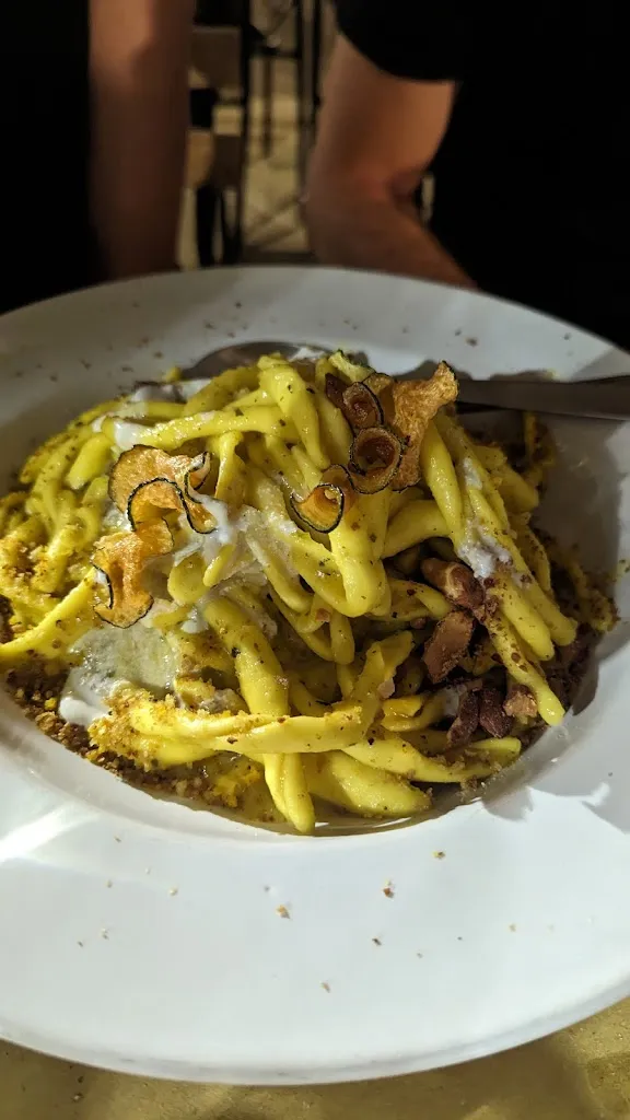 Luca Danesi_Gustavo_Galatone_review