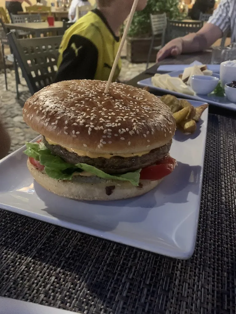 Chiem Jonathan van Bergen_La Cantina Di Piazza Nuova_Bagnacavallo_review