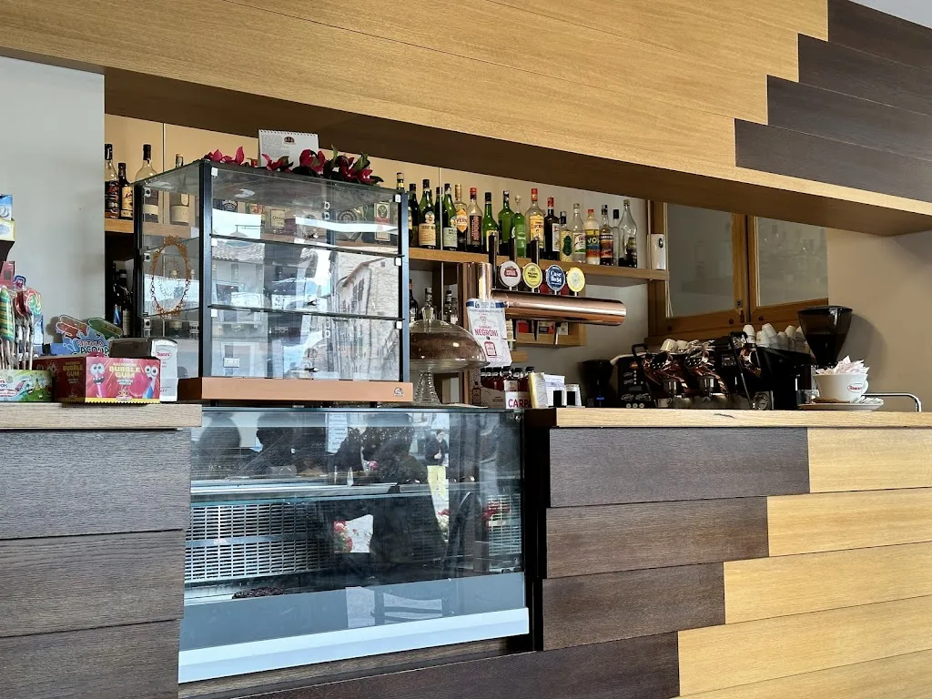 Charlie Kinloch_Miramonti_Castel del Monte_review