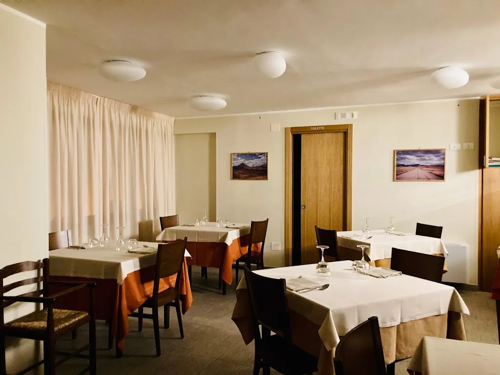 Miramonti restaurant in Castel del Monte