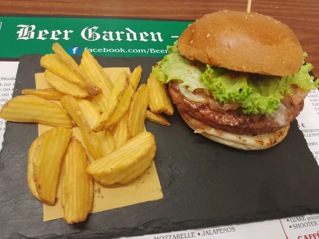 Beer Garden_Cotignola_slider_image_3