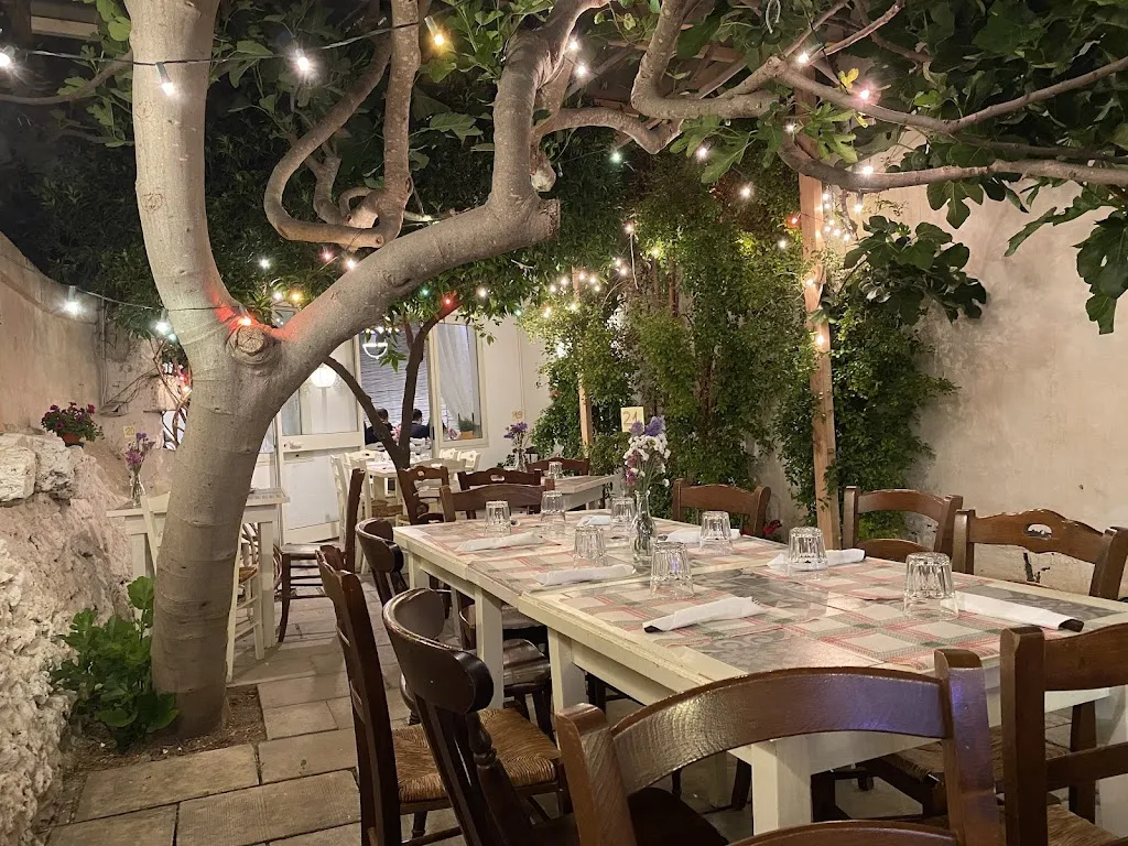 Mangia Fuoco Pizzeria Braceria restaurant in Galatone