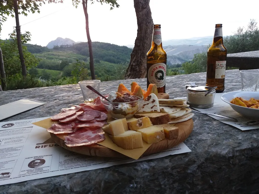 Centro Visite Rifugio Ca' Carné_Brisighella_slider_image_3