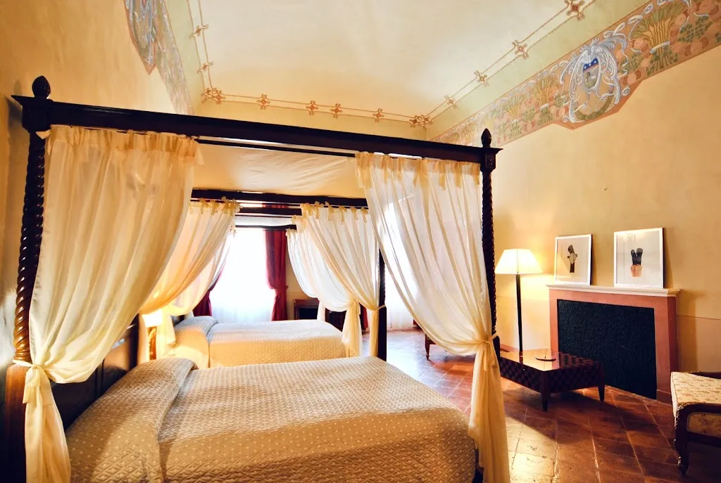Villa Liverzano - Boutique Eco-Agriturismo_Brisighella_slider_image_3