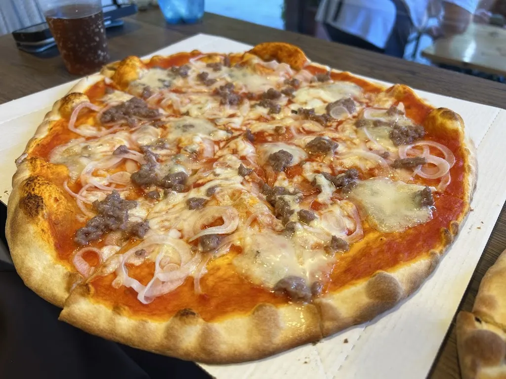 Pizzeria da Chicco_Castel Bolognese_slider_image_2