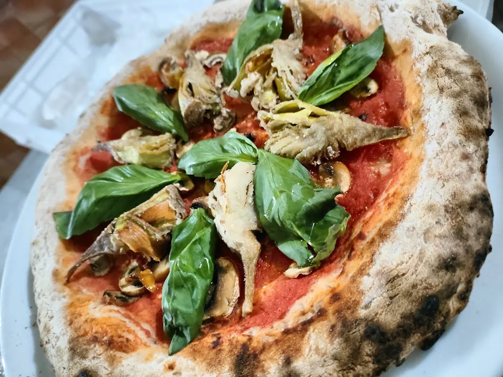 Pizzeria Officine 17_Galatone_slider_image_3