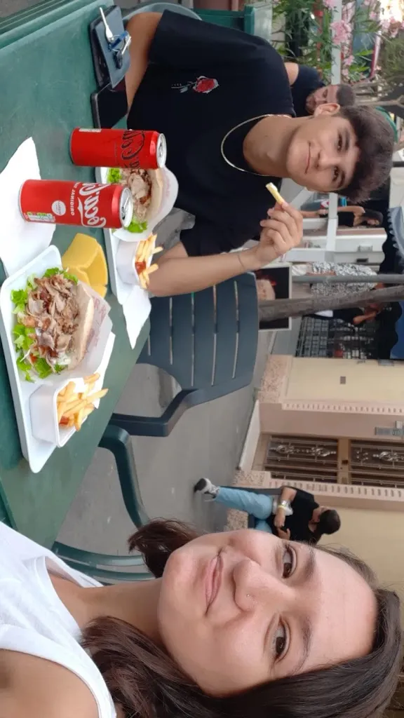 Rigela Halili_Fast food pizza kebab_Conselice_recensione