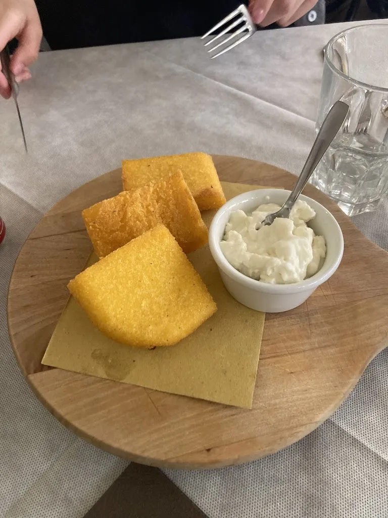 Luis Lecea_Baia De Re_Faenza_review