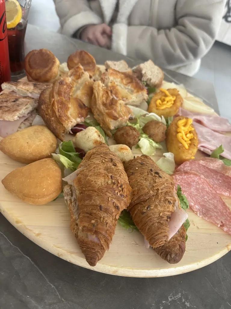 Lillog1997 Lillo_Another Cheers Bar and Aperitif_Galatone_review