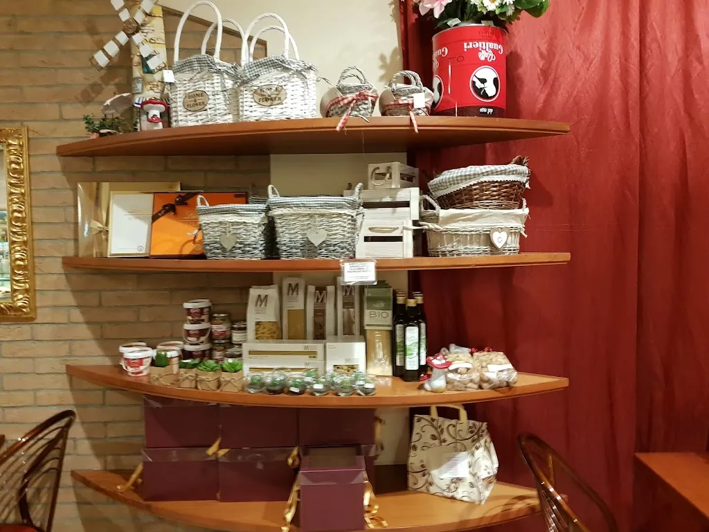 Vecchio Mulino Caffè Bistrò restaurant in Riolo Terme