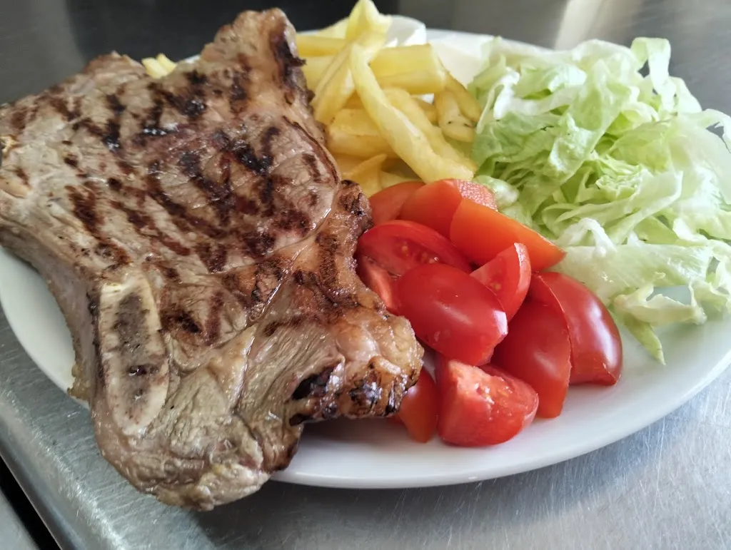 Ristorante Trattoria Le Plaisir_Abbasanta_slider_image_3